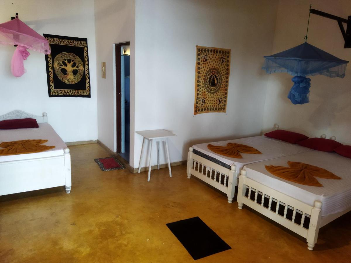 Sunchaser Beach Hotel Tangalle Εξωτερικό φωτογραφία