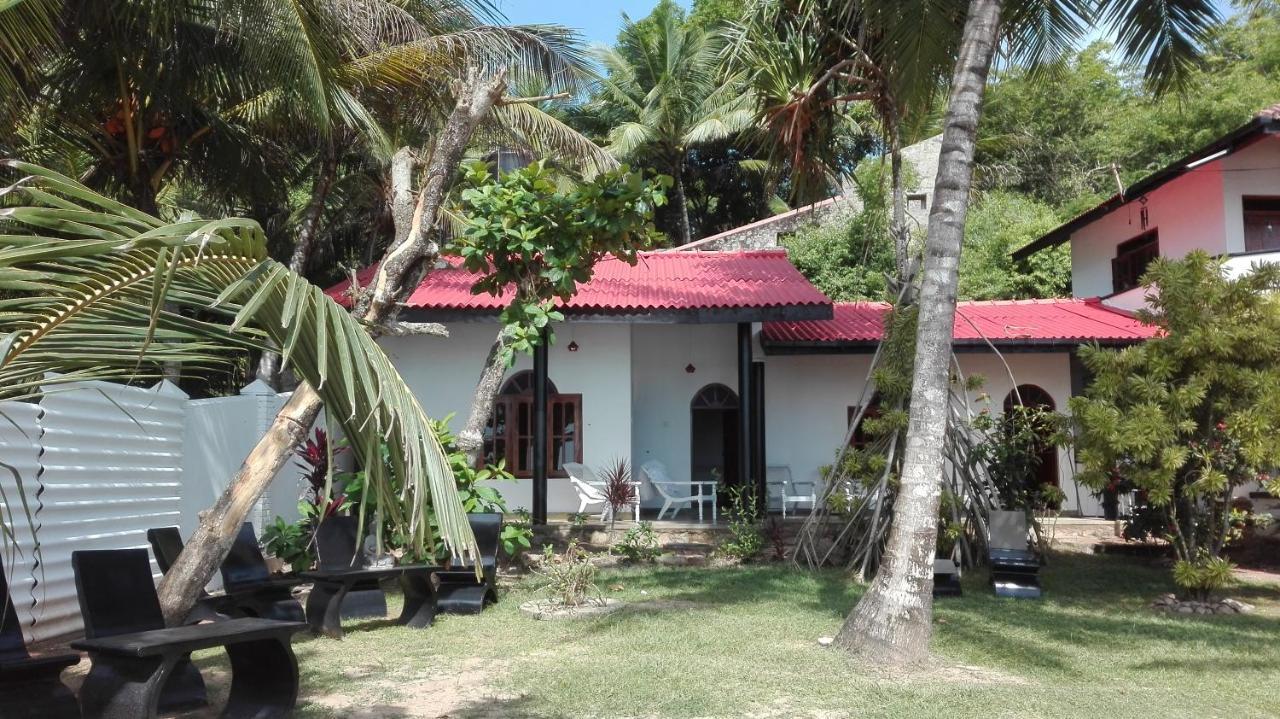 Sunchaser Beach Hotel Tangalle Εξωτερικό φωτογραφία